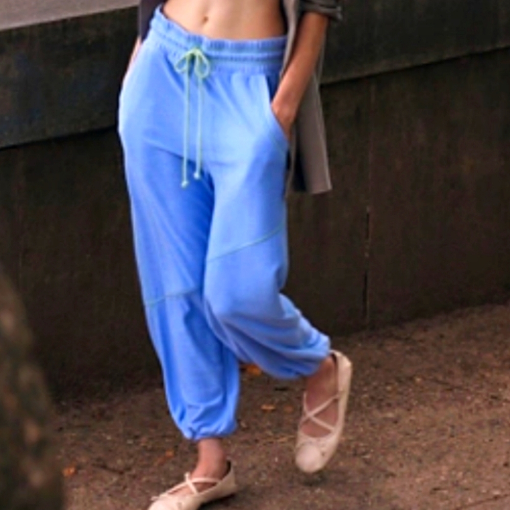4 pair of free people, joggers and leggings